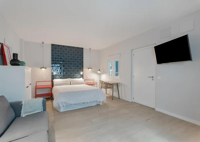 Nomad Hub Tenerife *