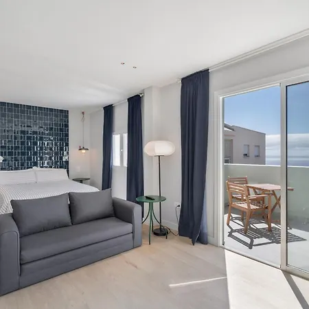 Nomad Hub Tenerife בית נופש Barranco Grande